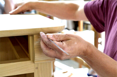 Création mobilier bois angers