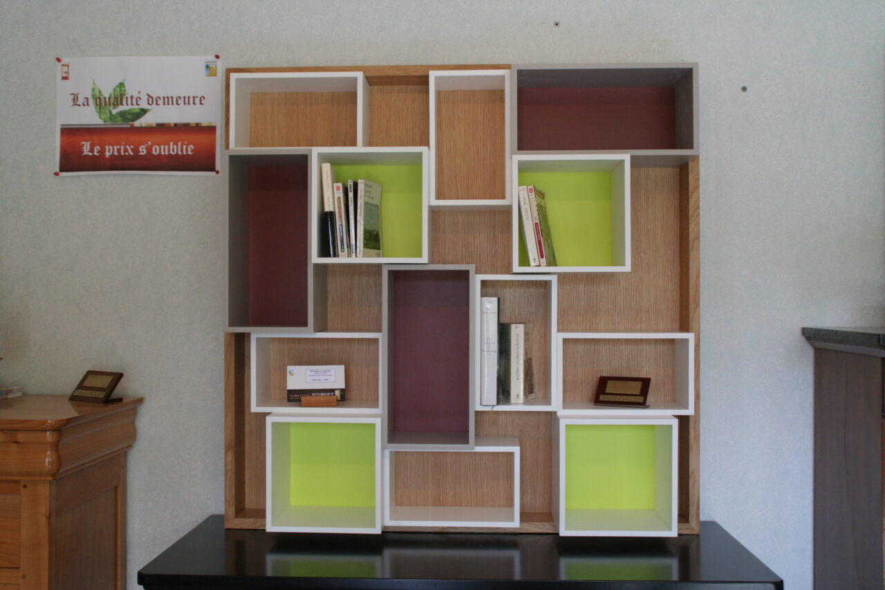 bibliotheque-chene-et-solid-surface-1-1280x853.jpg